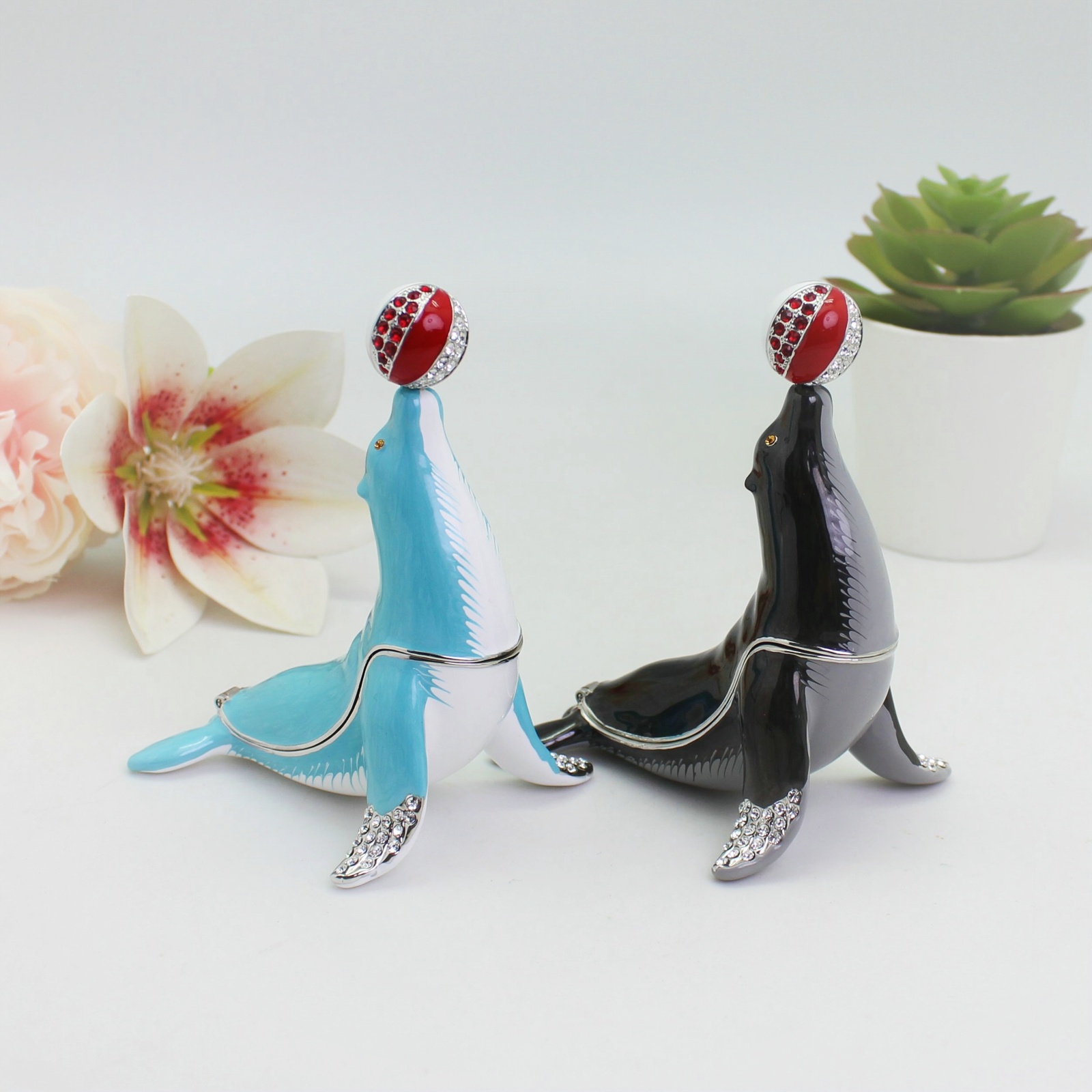 SHINNYGIFTS Sea Lion Enamel Tr - Body Jewelry Websites recension och pris