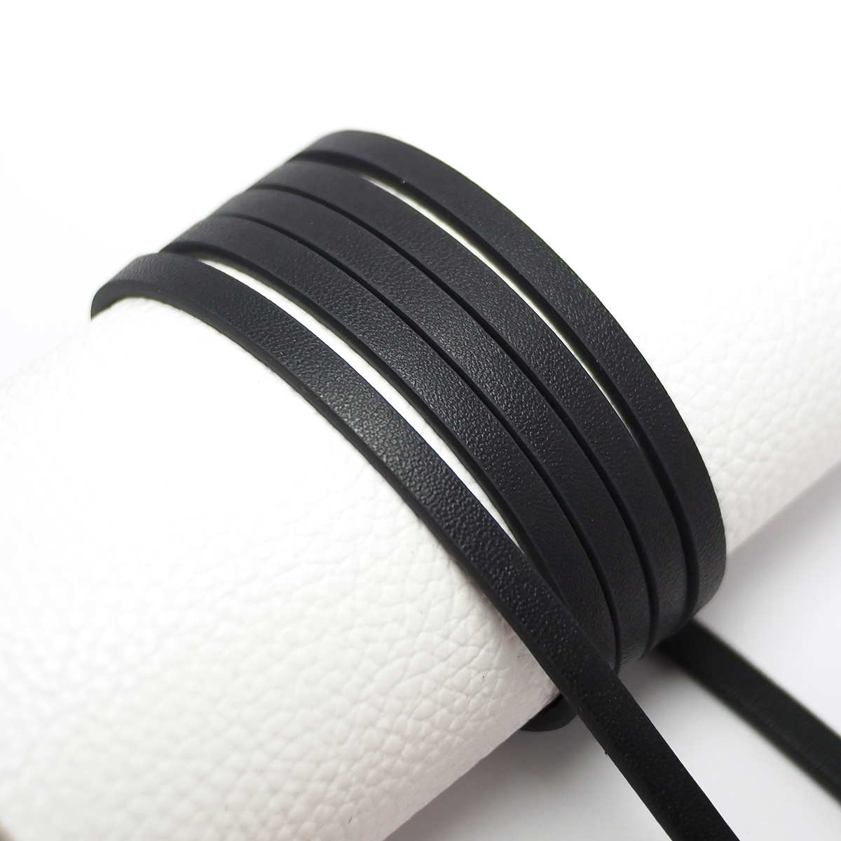 45 Inches Soft Faux Leather Co - Body Jewelry Waist recension och pris